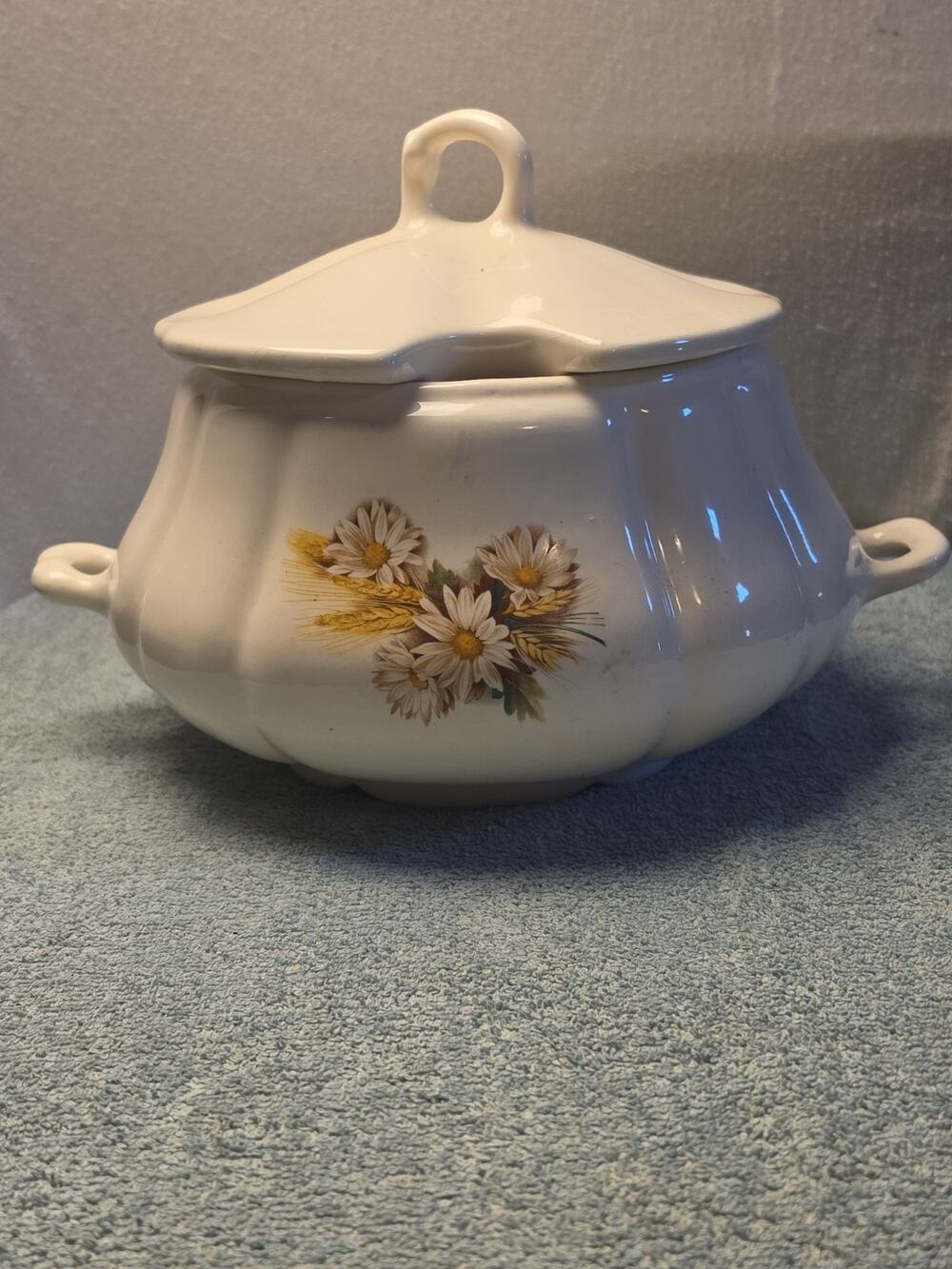 Vintage Stetson China Covered Vegetable Bowl Tureen Marigold Daisy Wheat 1950s